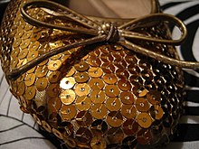 Sequin - Wikipedia