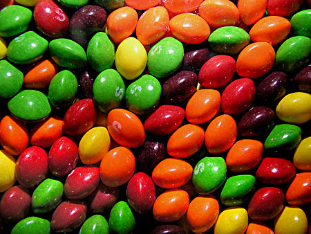 ไฟล์:Skittles-Louisiana-2003.jpg