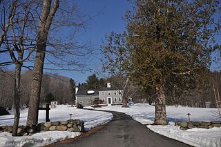 <span class="mw-page-title-main">Highland Road Historic District</span> Historic district in New Hampshire, United States