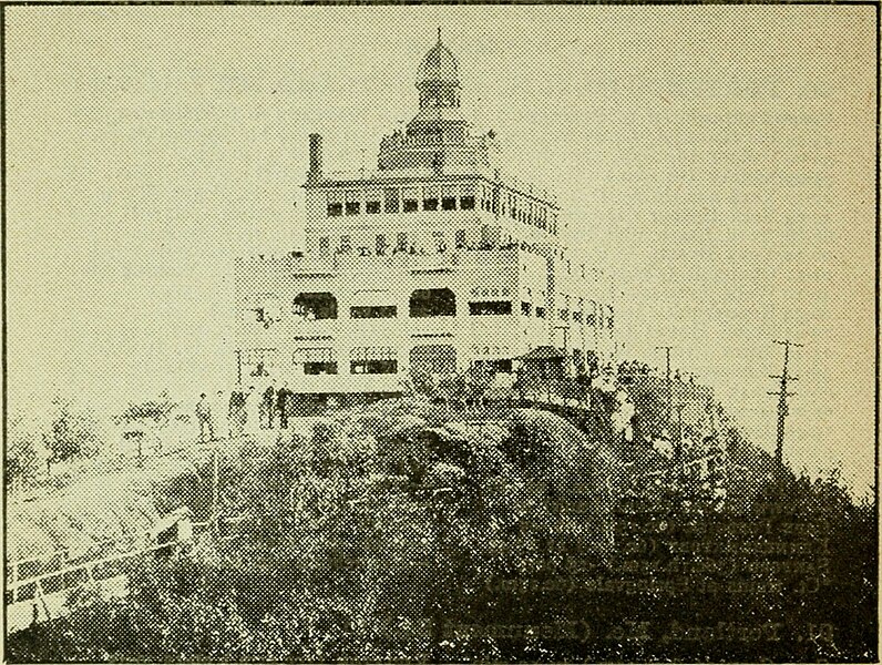 File:Summit House, Mt Tom, c. 1900.jpg