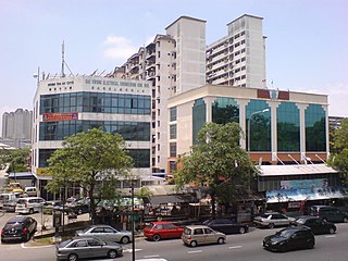 <span class="mw-page-title-main">Sungai Pinang</span> Neighbourhood of George Town in Penang, Malaysia