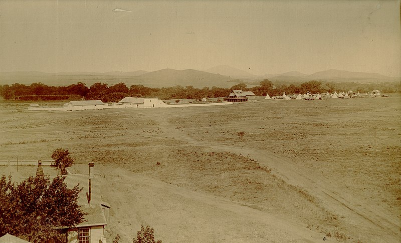 File:Tents for students of the Artillery School at Fort Sill.jpg
