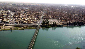 Podul de peste râul Tigris din Mosul