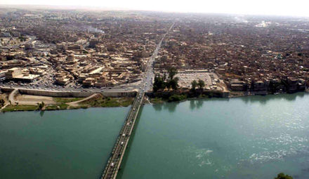 View of Mosul in 2003, along the river Tigris.