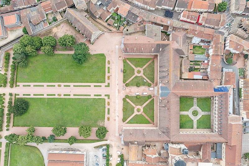 File:Top-down aerial of the Abbey of Cluny, France (51695595894).jpg