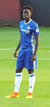 Chalobah playing for Chelsea's under-23 team in 2016 Trevoh Chalobah.jpg