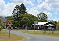 English: Level crossing over the Gladstone to Monto railway line at Ubobo, Queensland