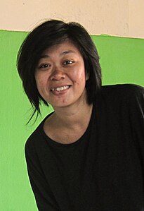Уку Агустін — індонезійська журналістка, письменниця
