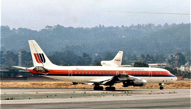 File:United Airlines DC-8 N8017U.jpg - Wikipedia