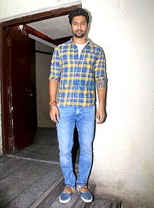 Kuvan kuvaus Vicky Kaushal 'Happy Bhag Jayegi' -esityksen ensi-iltana PVR Juhu.jpg: ssä.