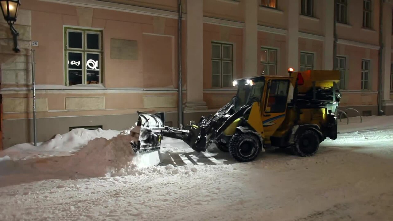 Snow removal - Wikipedia