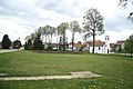 Čeština: Náves v Jetřichovci, Pacov, okr. Pelhřimov. English: Village square in Jetřichovec, Pacov, Pelhřimov District.