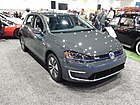 Volkswagen e-Golf 2017 Hatchback.jpg