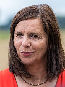Vorstellung der Plakatkampagne Henriette Reker zur Oberbürgermeisterinnen-Wahl 2020 -0519 (cropped).jpg