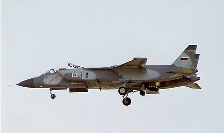 Yakovlev Yak-141 at 1992 Farnborough Airshow (2).jpg