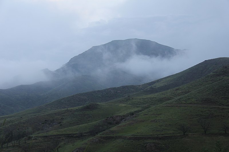 File:صحنه مه در روستای ترکده.jpg