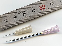 注射針（針基に接合された針管）