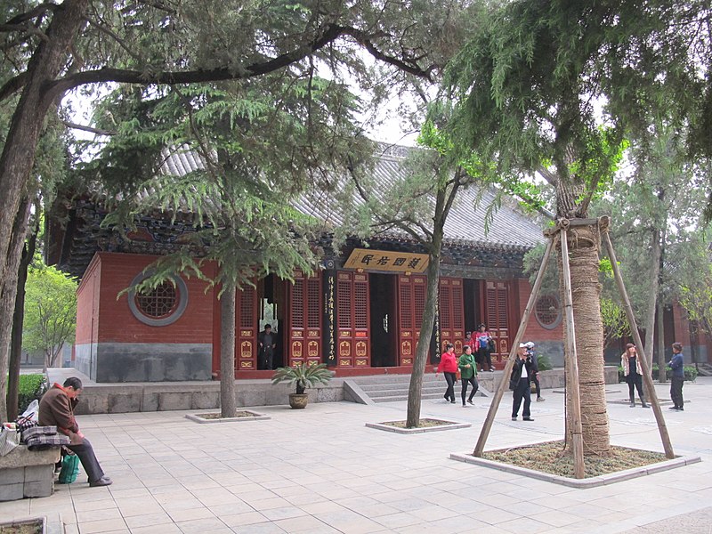 File:白马寺内护国佑民殿 - panoramio.jpg