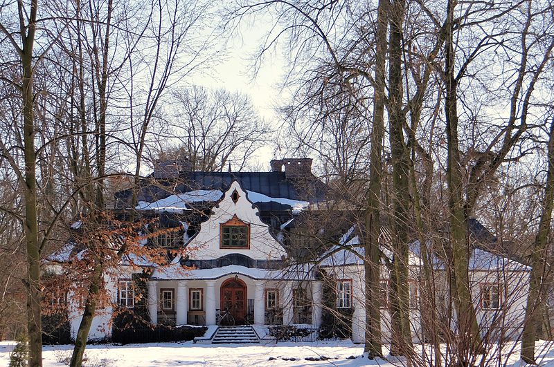 File:160313 Manor in Kuznocin - 05.jpg