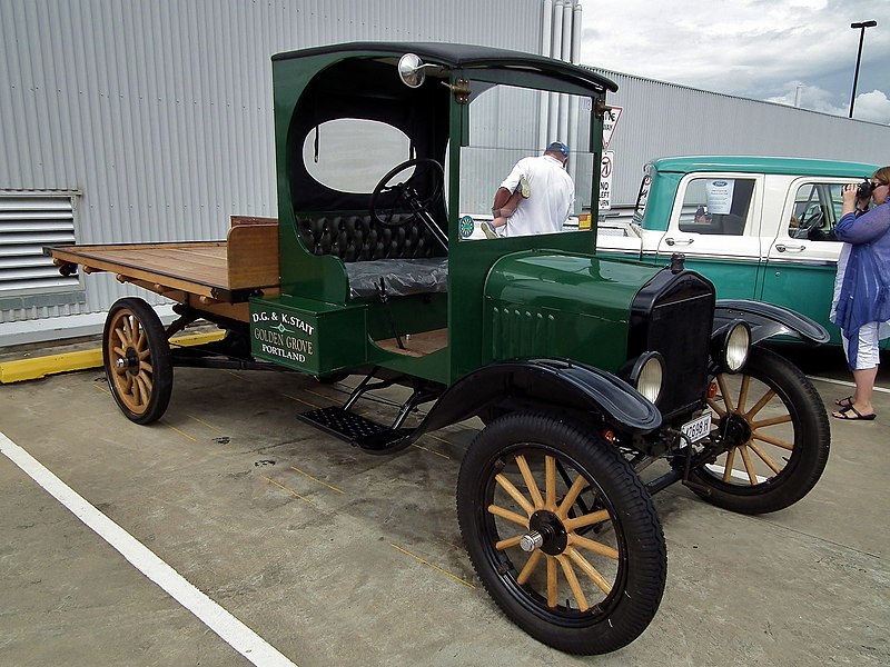 File:1922 Ford Model T table top truck (6712896055).jpg