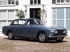 Tahun 1970 Bristol 411 Seri 1.JPG