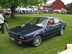 1994 Maserati 430 at Tjolöholm, front left.jpg