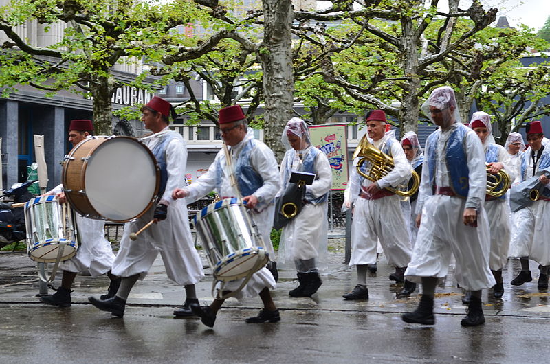 File:2014 Sechseläuten - Sechseläutenumzug - Kämbel - Beatenplatz 2014-04-28 17-21-01.JPG