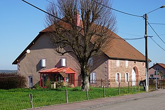 Frotey-lès-Lure, la Maison rouge