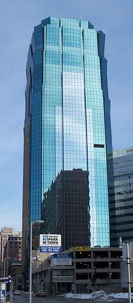 File:AT&T Tower Minneapolis 1.jpg