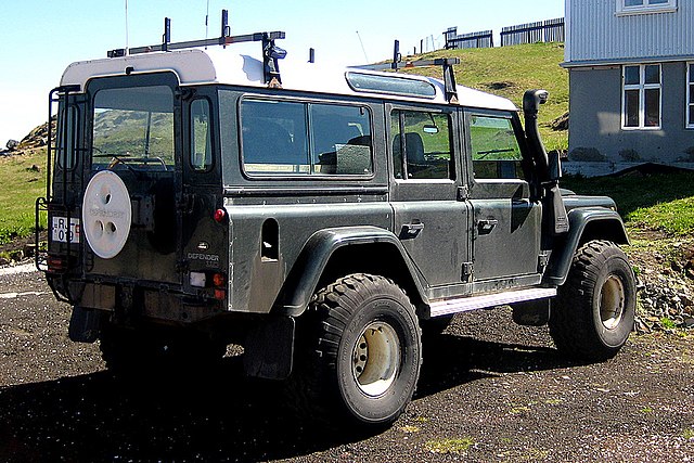 File:Voiture pick-up sans permis.jpg - Wikimedia Commons