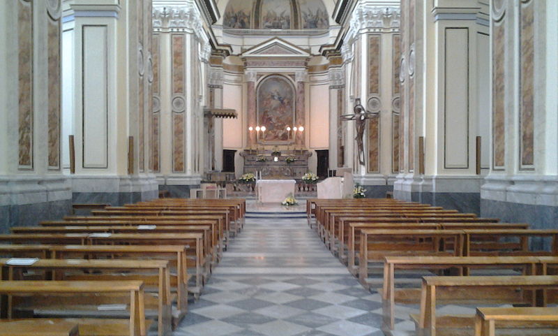 File:Acerra, la cattedrale.jpg