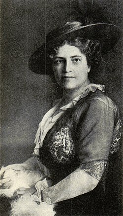 Adelaide Andrejewa Skilondz Ord och bild 1916.jpg