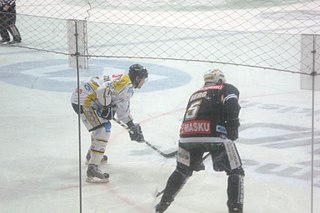 <span class="mw-page-title-main">Aki Berg</span> Finnish ice hockey player