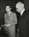 Gambar mini seharga Berkas:Akihito Einaudi 1953.jpg