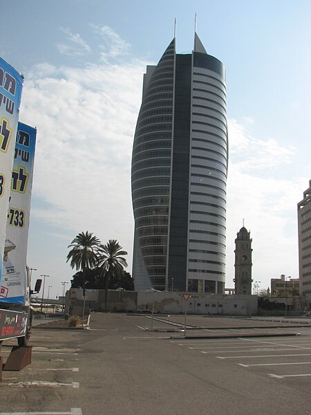 File:Al-Jarina Mosque, Haifa (8).JPG