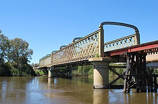 Albury Wodonga Jembatan Rel 001.JPG