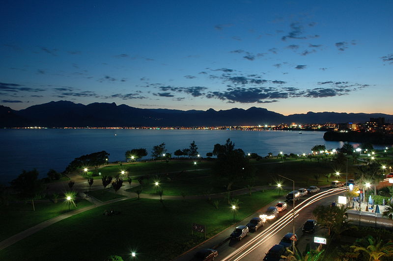 ملف:Antalya dusk.JPG