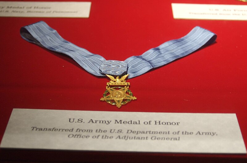 File:Army MOH by Swatjester.jpg
