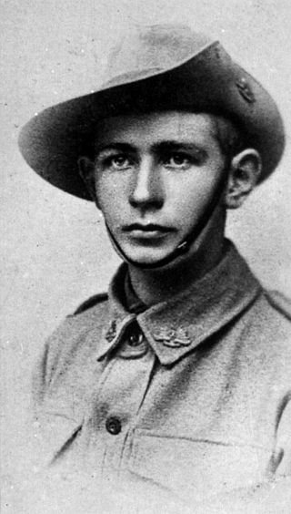 <span class="mw-page-title-main">Arthur Hall (soldier)</span>