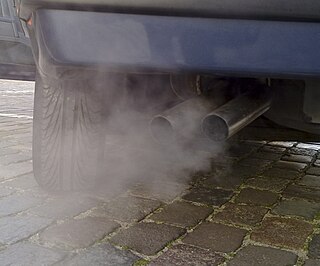 Mobile source air pollution