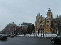 Avram Iancu Square, Cluj - Istana Kehakiman & Nasional Theatre.jpg