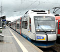 Bayerische Oberlandbahn treinstellen van het type Integral nr: VT 106, VT ... en VT ... te Holzkirchen naar Bayrischzell.