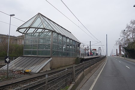 Bahnhof Tonhalle, Ehrenhof, Düsseldorf, 2019 (2)