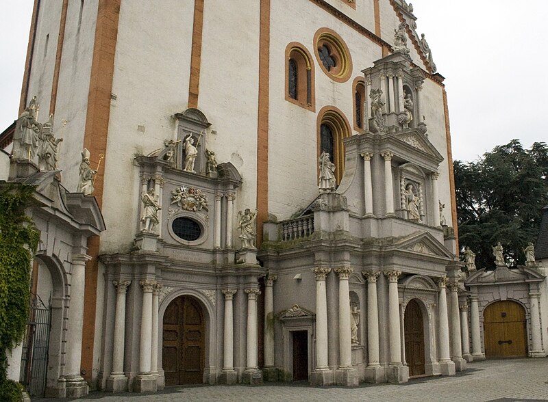 Baroque portal of St. Matthias' Abbey, Trier.jpg