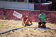 Deutsch: Beachhandball bei den Olympischen Jugendspielen 2018; Tag 4, 10. Oktober 2018; Mädchen, Vorrunde, Gruppe A - Ungarn-Chinese Taipei (Taiwan) 2:0 English: Beach handball at the 2018 Summer Youth Olympics at 10 October 2018 – Girls Preliminary Round Group A‎ – Hungary-Chinese Taipei 2:0