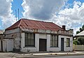 English: A closed store at en:Bealiba