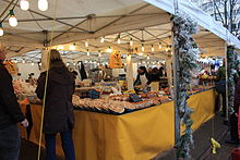 Christmas market Belfast Christmas Continental Market (17), December 2009.JPG