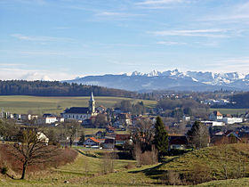 Belfaux with a view of the mountains of the Gantrisch area