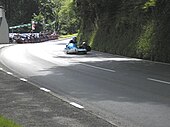 The Black Dub is typerend voor de westkant van het circuit, met bomen, lang nat blijvende wegen, trottoirs en rotspartijen.