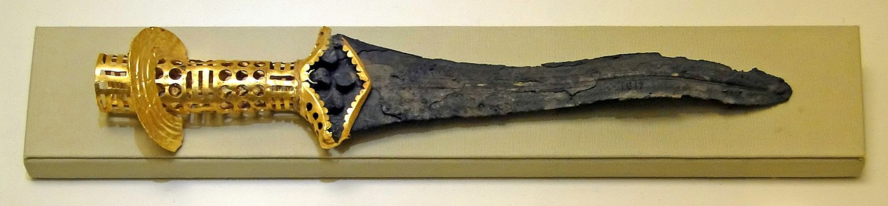 Daga de bronce procedente de Malia (hacia 1800-1700 a. C.)